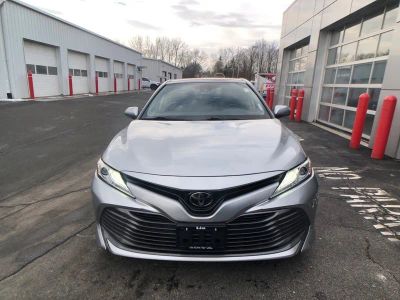 2019 Toyota Camry XLE - Photo 3