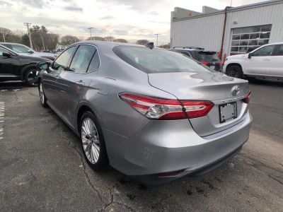 2019 Toyota Camry XLE - Photo 7