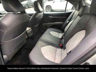 2019 Toyota Camry XLE - Photo 20