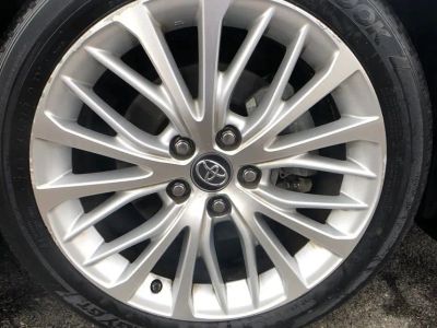 2019 Toyota Camry XLE - Photo 12