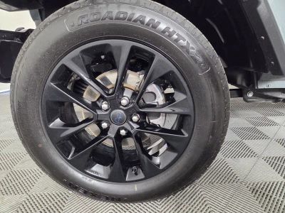 2025 Jeep Wrangler — photo 10 view