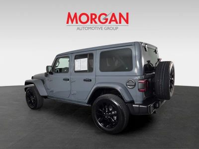 2025 Jeep Wrangler — photo 8 view