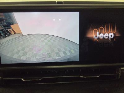 2025 Jeep Wrangler — photo 14 view