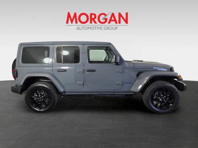 2025 Jeep Wrangler — detail view