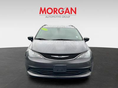 2020 Chrysler Voyager — side profile view