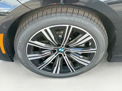 2026 BMW 3 Series — photo 26 view