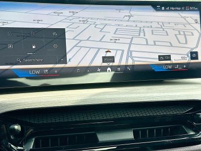 2026 BMW 3 Series — photo 10 view