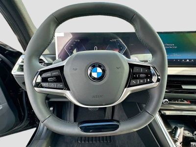 2026 BMW 3 Series — photo 8 view