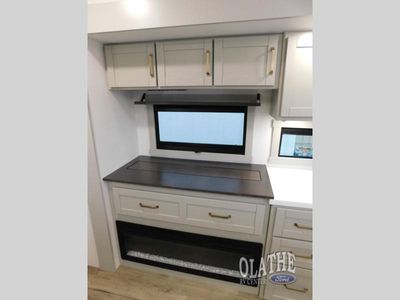 2026 Brinkley Model Z - Photo 10