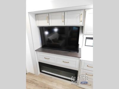 2026 Brinkley Model Z - Photo 11