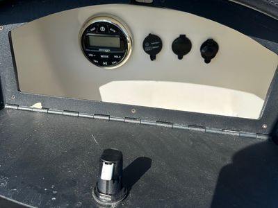 2019 FOUR WINNS FL HD200 OB - Photo 17