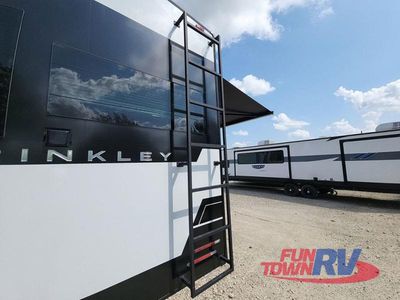 2026 Brinkley Model Z - Photo 17