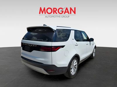 2025 Land Rover Discovery — engine compartment view