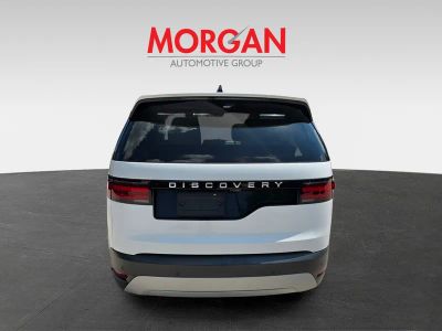 2025 Land Rover Discovery — detail view