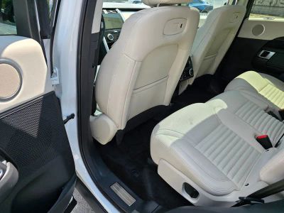 2025 Land Rover Discovery — photo 33 view