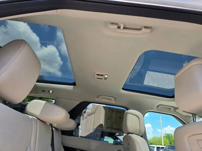 2025 Land Rover Discovery — photo 44 view