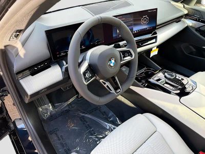 2026 BMW 5 Series — photo 26 view