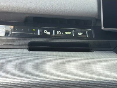 2026 BMW 5 Series — photo 36 view