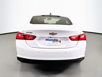 2024 Chevrolet Malibu — photo 21 view