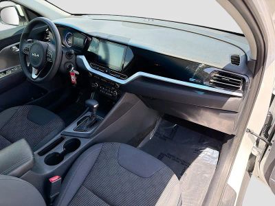 2022 Kia Niro — photo 10 view