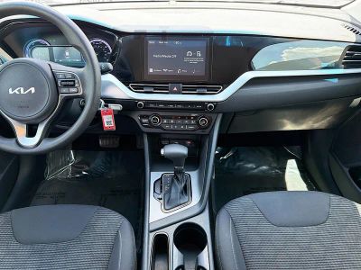 2022 Kia Niro — photo 15 view
