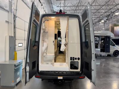 2026 Thor Motor Coach TRANQUILITY - Photo 2