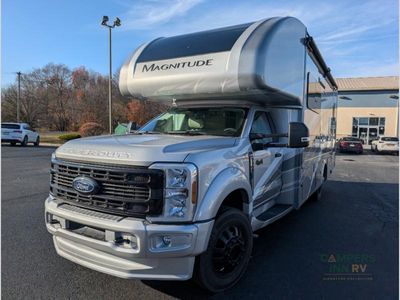 2025 Thor Motor Coach Magnitude - Photo 3