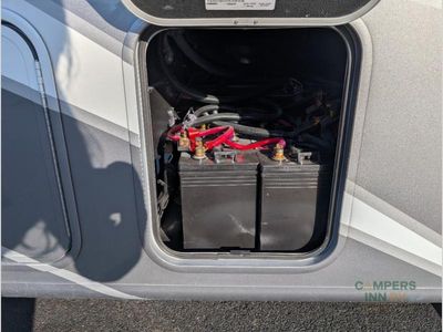 2025 Thor Motor Coach Magnitude - Photo 11