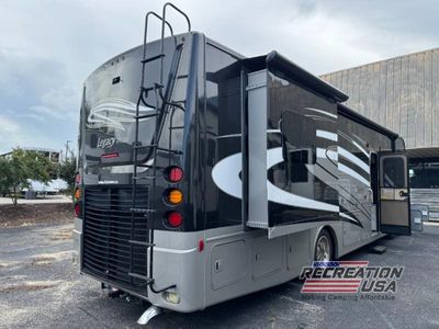 2014 Forest River Legacy SR 300 - Photo 4
