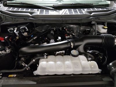 2025 Ford F-150 - Photo 9