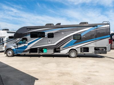 2022 Thor Motor Coach MAGNITUDE - Photo 21