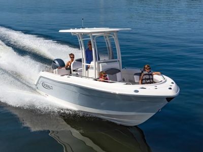 2023 Robalo R222EX - Photo 1