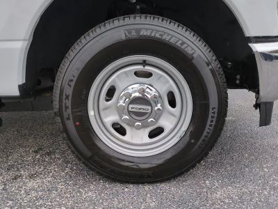 2026 Ford F-250SD — photo 11 view