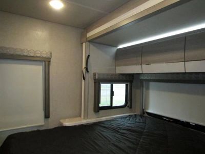 2022 Thor Motor Coach DELANO - Photo 15
