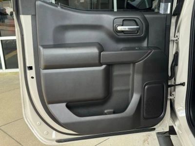 2026 Chevrolet Silverado 1500 - Photo 18