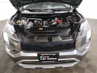 2024 Mitsubishi Outlander - Photo 9