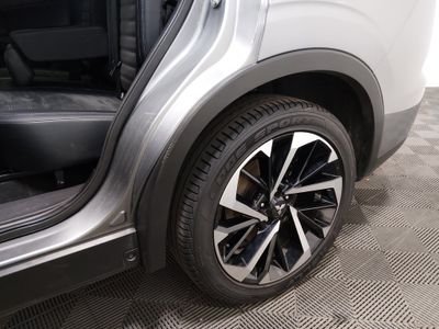 2024 Mitsubishi Outlander - Photo 10