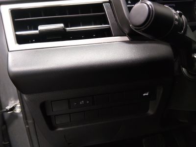 2024 Mitsubishi Outlander - Photo 13