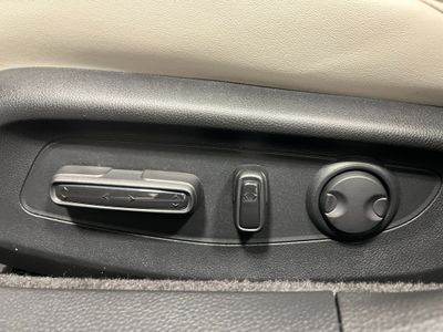 2026 Honda Accord Hybrid - Photo 14