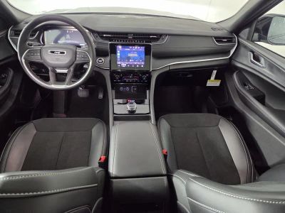 2025 Jeep Grand Cherokee — photo 19 view
