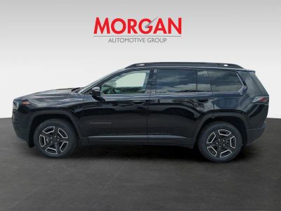 2026 Jeep Cherokee — photo 8 view