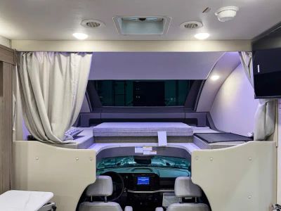 2027 Thor Motor Coach MAGNITUDE GRAND - Photo 4