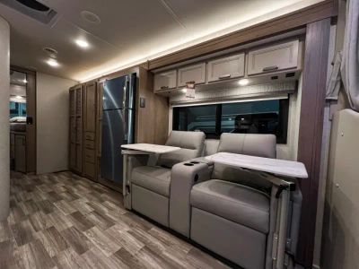2027 Thor Motor Coach MAGNITUDE GRAND - Photo 7
