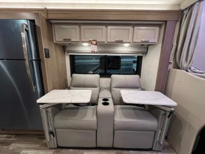 2027 Thor Motor Coach MAGNITUDE GRAND - Photo 8