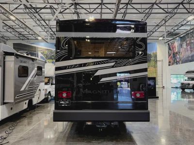 2027 Thor Motor Coach MAGNITUDE GRAND - Photo 24