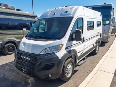 2027 Winnebago SOLIS POCKET — photo 18 view