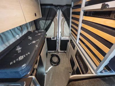 2027 Winnebago SOLIS POCKET — photo 13 view