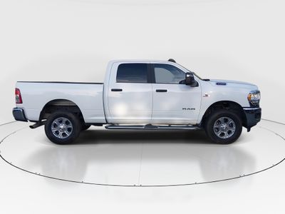 2024 Ram 2500 — photo 8 view