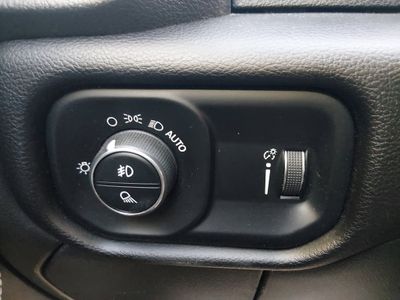 2024 Ram 2500 — photo 13 view