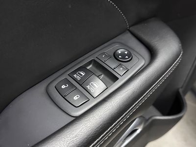 2018 Dodge Challenger - Photo 12